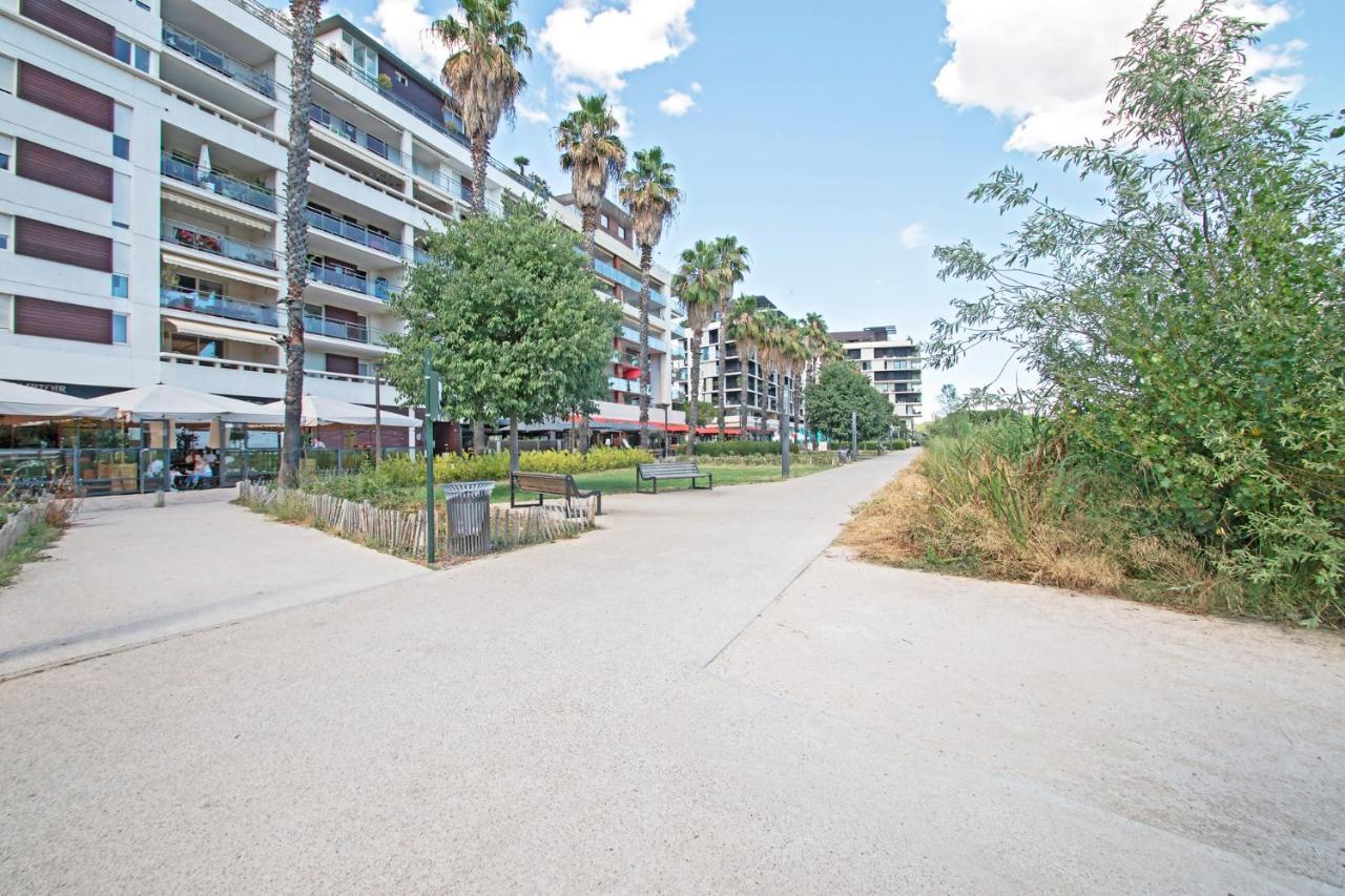 Apartamento De Gamme, Vue Imprenable, Parking Privé *